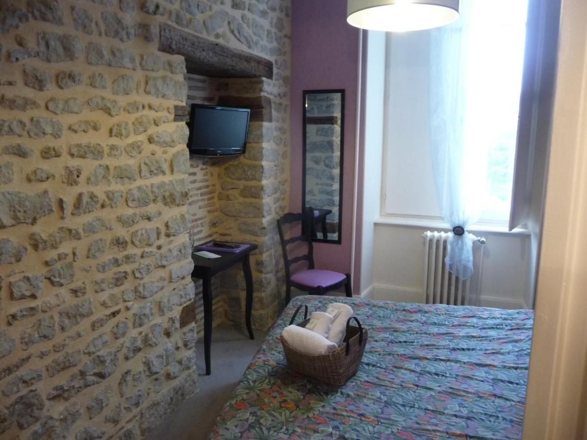 Hotel Du Commerce Semur-en-Auxois Habitación foto